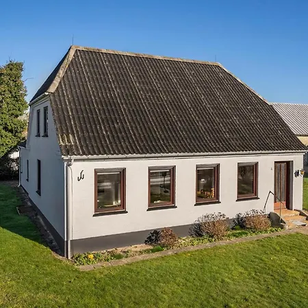 Stunning In With Kitchen Casa vacanze *