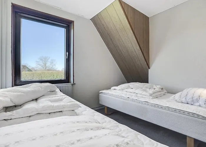 Stunning In With Kitchen Prázdninový dům